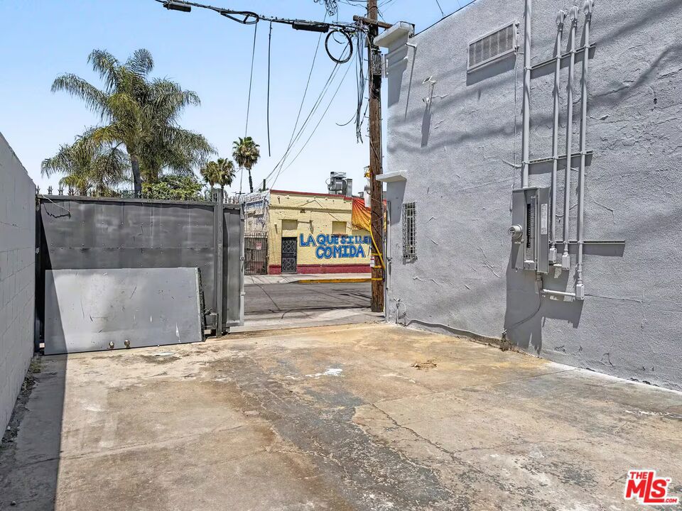 3700 E Cesar E Chavez Avenue Property Photo 12