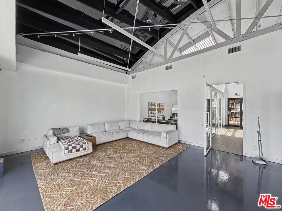 1507 Maple Avenue Property Photo 6