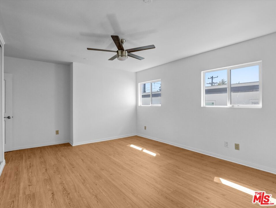 5820 S Chariton Avenue Property Photo 13