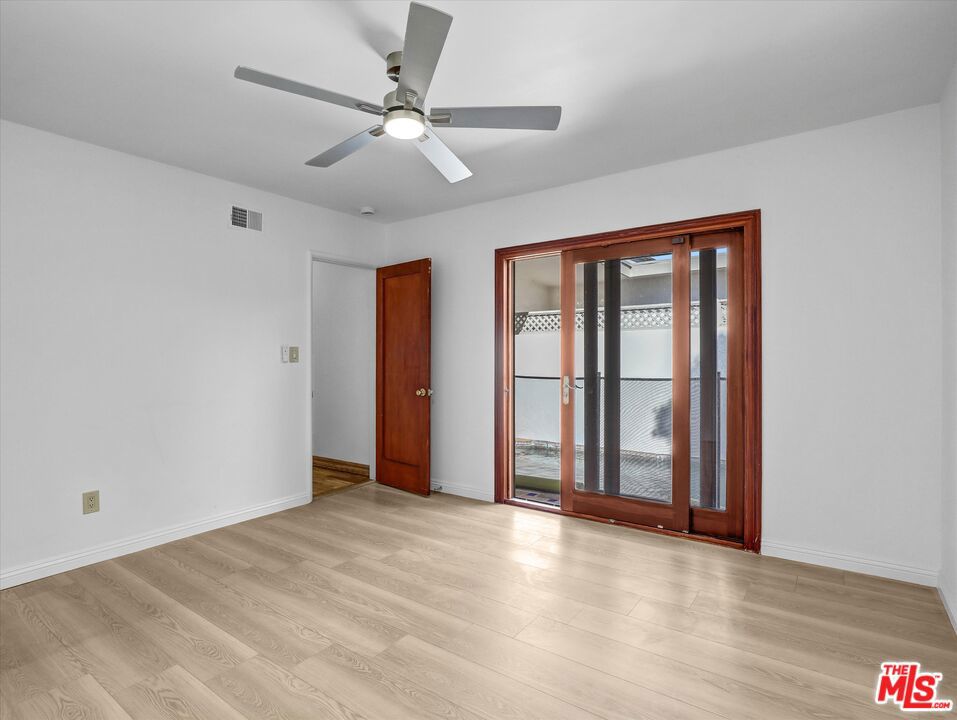 5820 S Chariton Avenue Property Photo 18