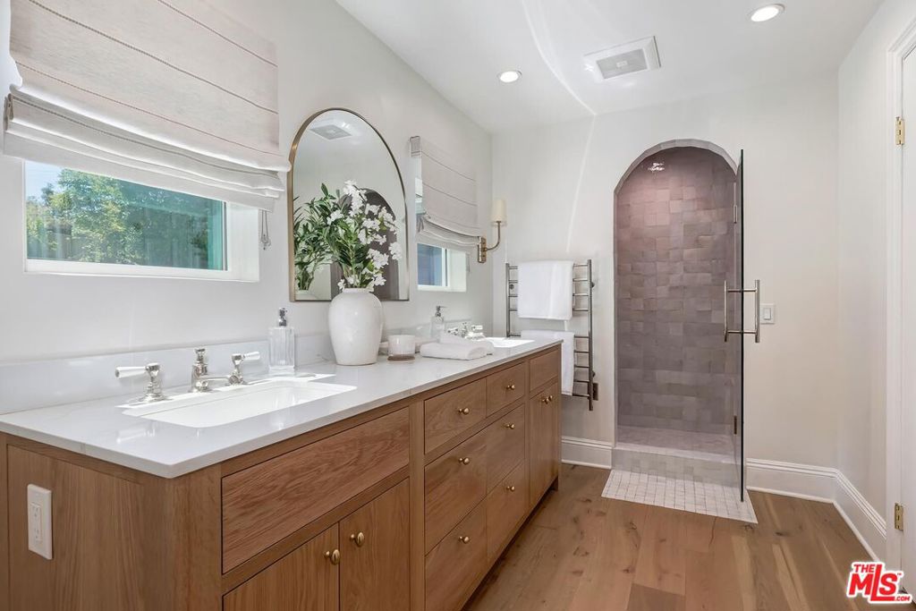 4045 Davana Road Property Photo 17