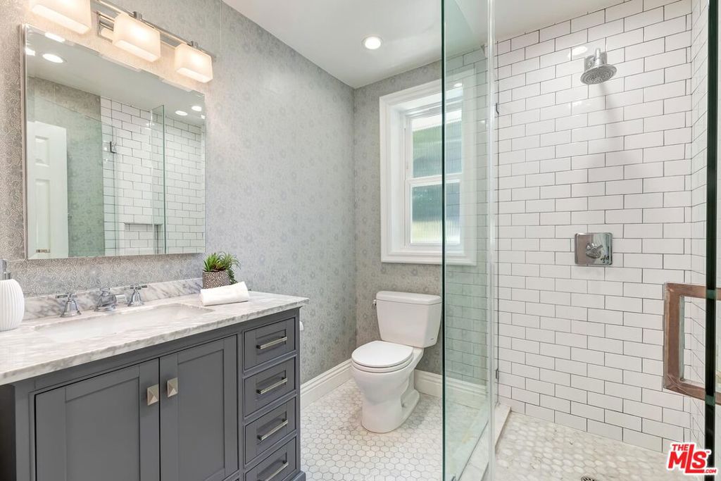 4045 Davana Road Property Photo 27