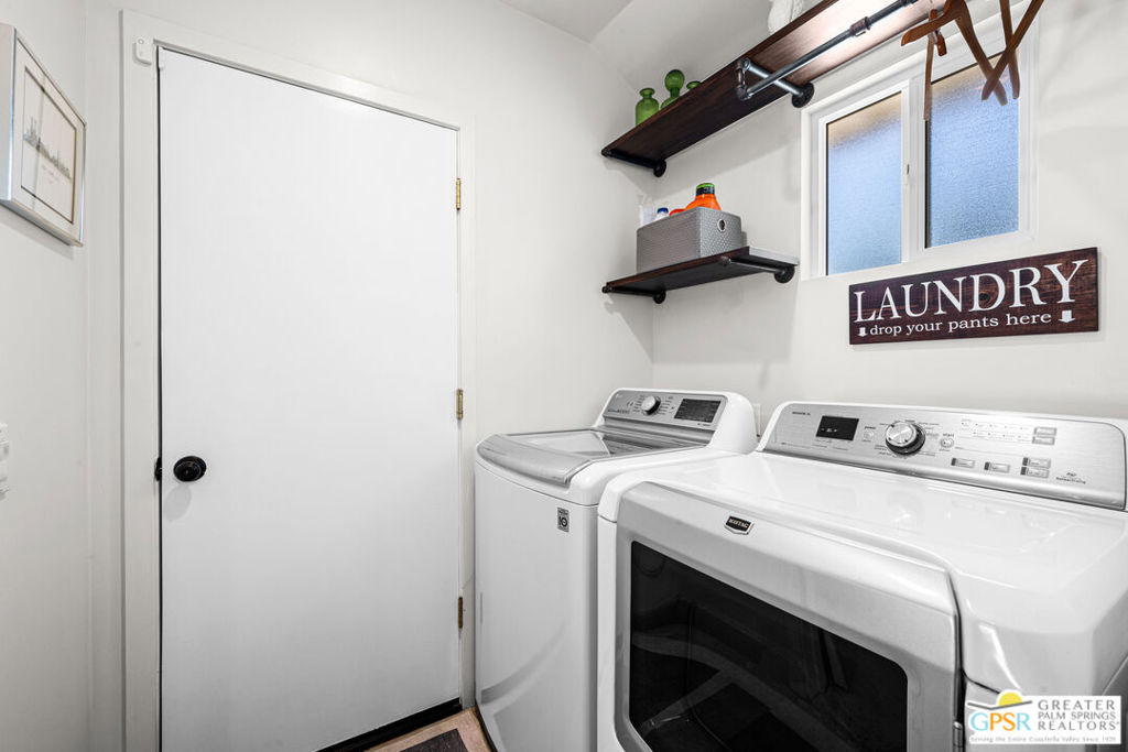 13435 Erwin Street Property Photo 24