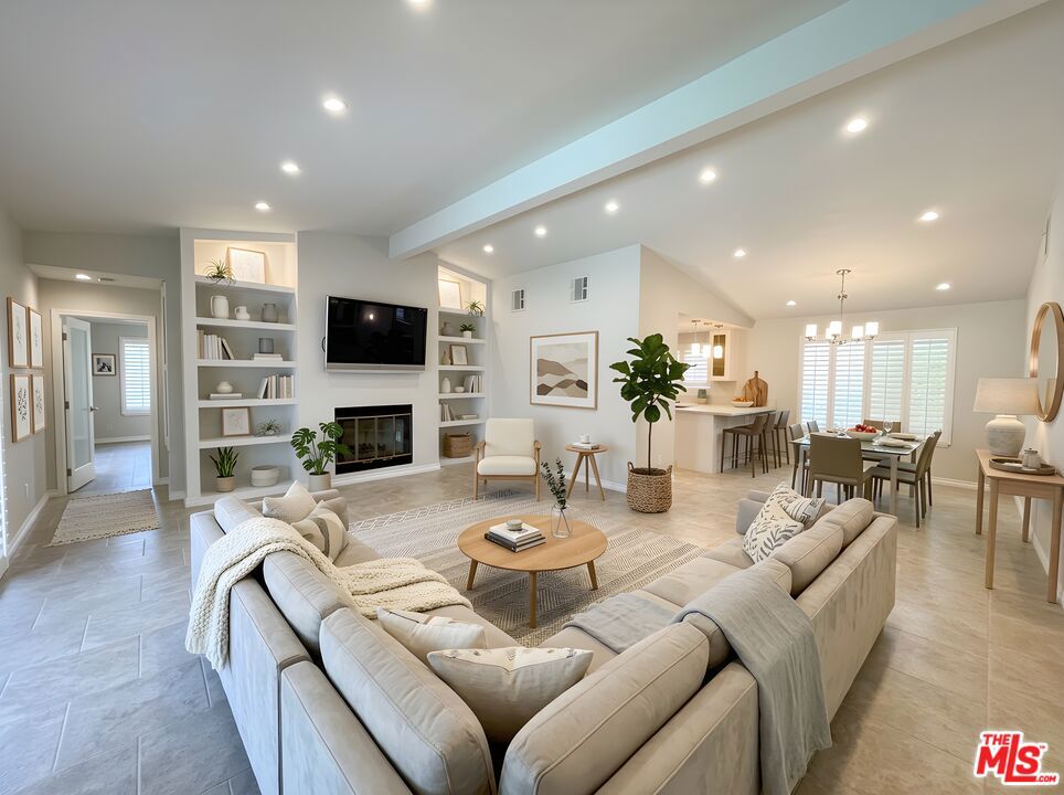 64356 Doral Drive Property Photo 2
