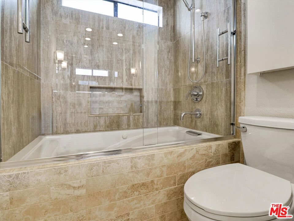 64356 Doral Drive Property Photo 14