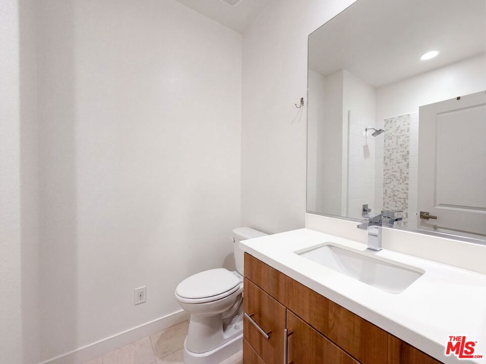 627 E Orange Blossom Way Property Photo 17