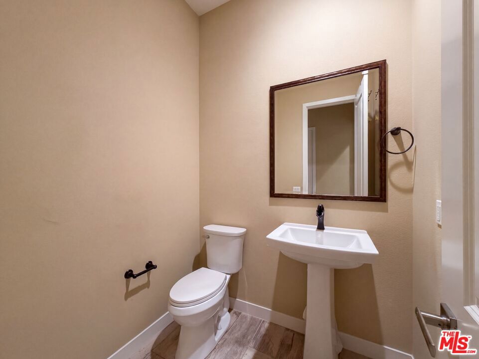 627 E Orange Blossom Way Property Photo 29