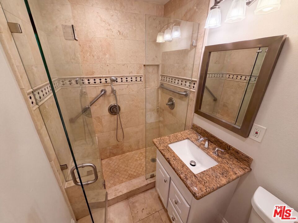 1426 S Rita Way Property Photo 18