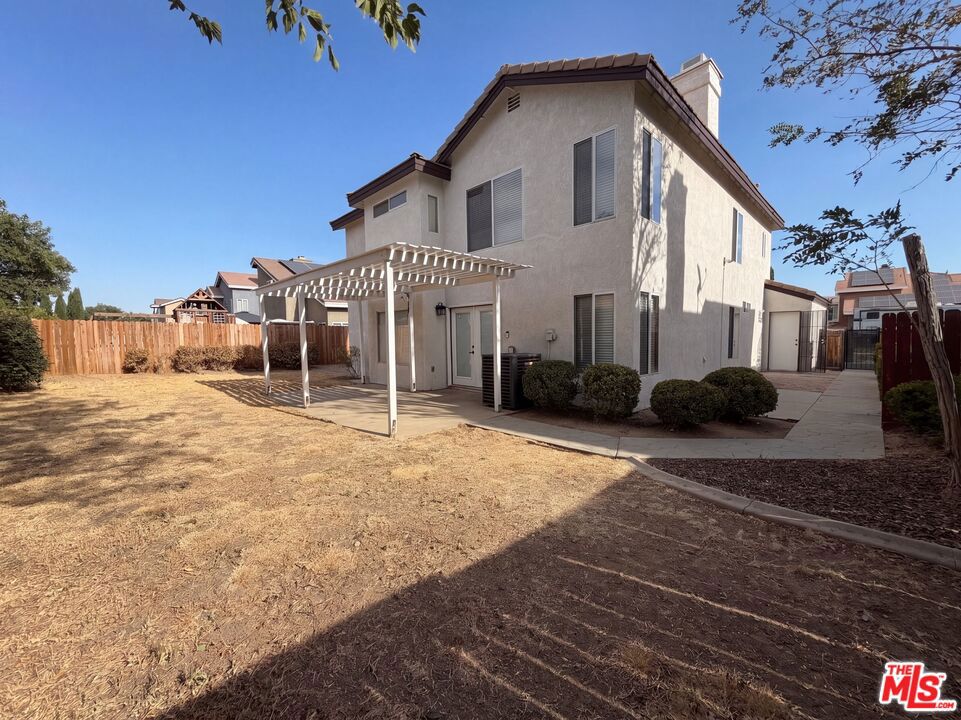 5539 W Avenue L6 Property Photo 16