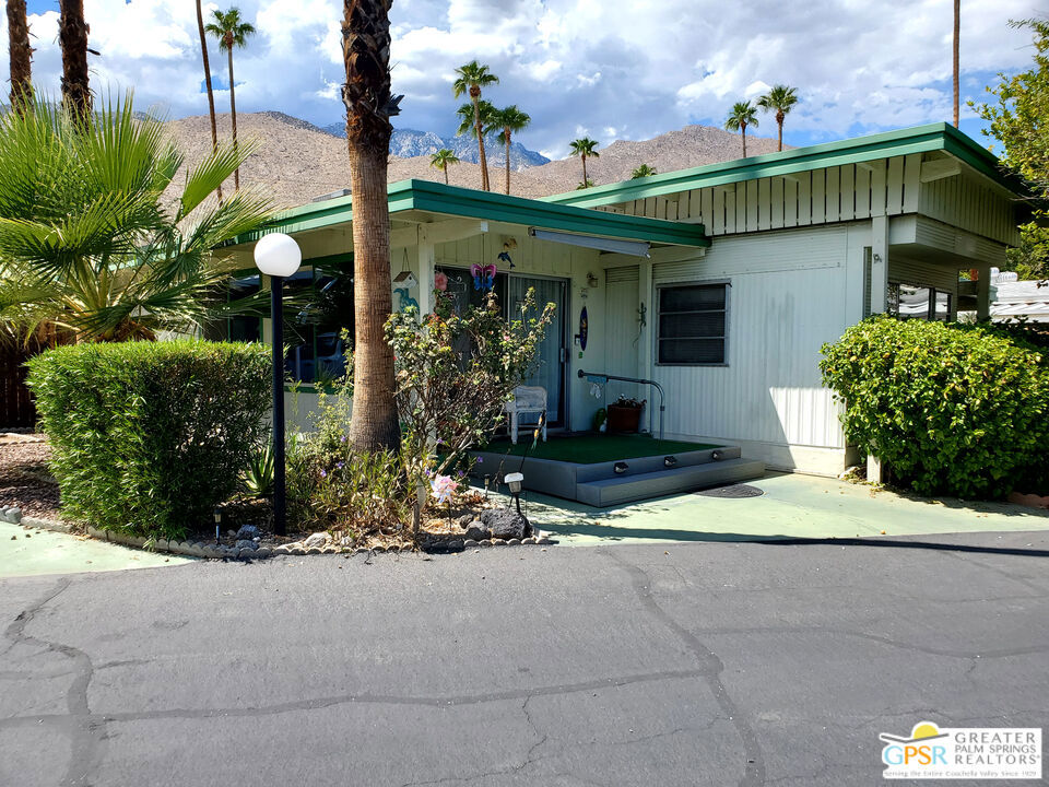 13 Araby Street Property Photo 1