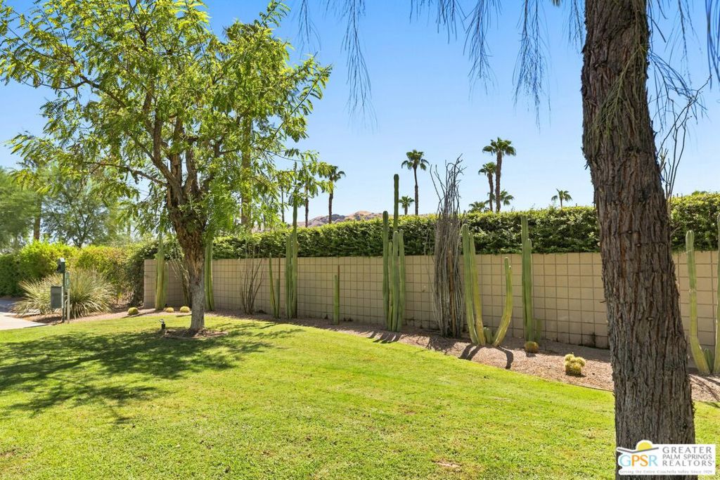 870 E Palm Canyon Drive 202 Property Photo 29