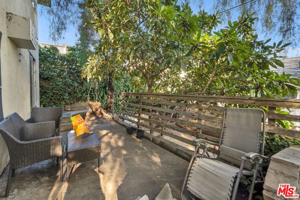 2241 Ewing Street Property Photo 3