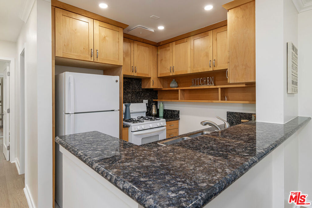 6355 Green Valley Circle 203 Property Photo 2