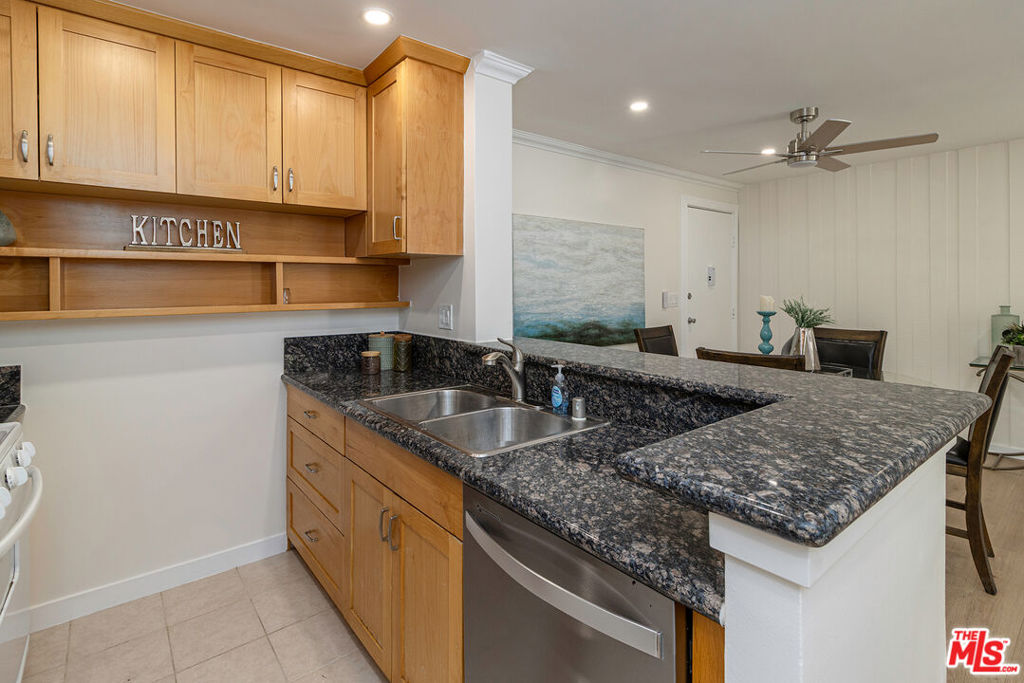 6355 Green Valley Circle 203 Property Photo 4