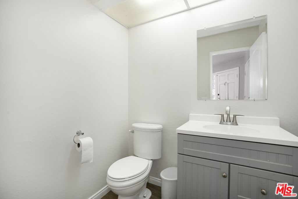 28602 Heather Lane Property Photo 16