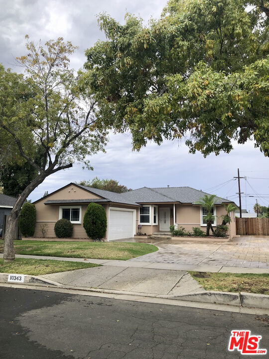 10343 Dempsey Avenue Property Photo 1