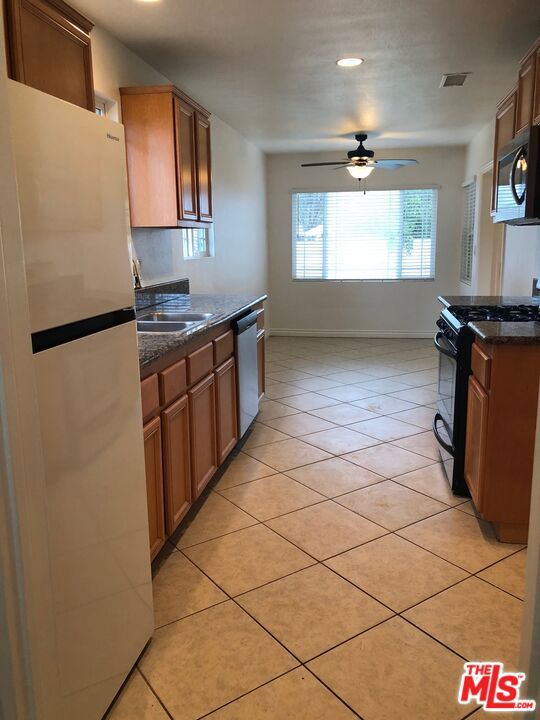 10343 Dempsey Avenue Property Photo 9