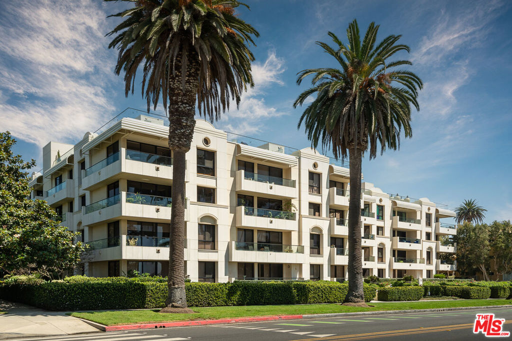 701 Ocean Avenue 301 Property Photo 1