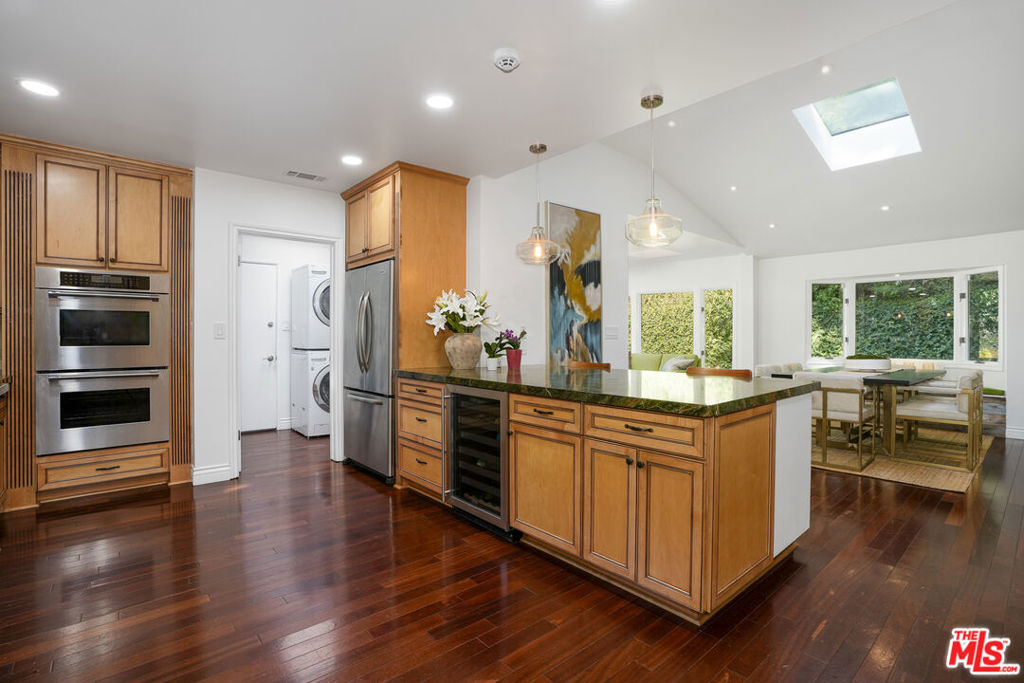 3452 Mandeville Canyon Road Property Photo 16