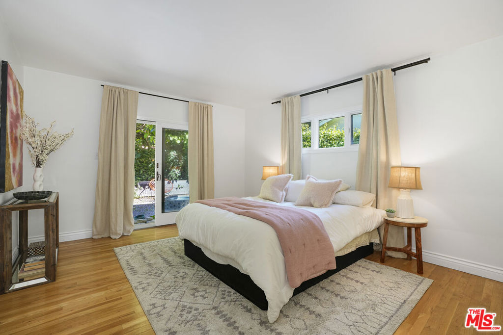 3452 Mandeville Canyon Road Property Photo 27