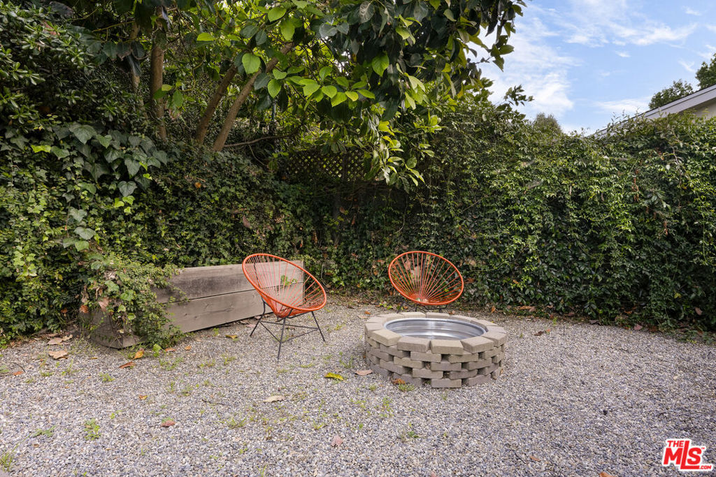 3452 Mandeville Canyon Road Property Photo 41