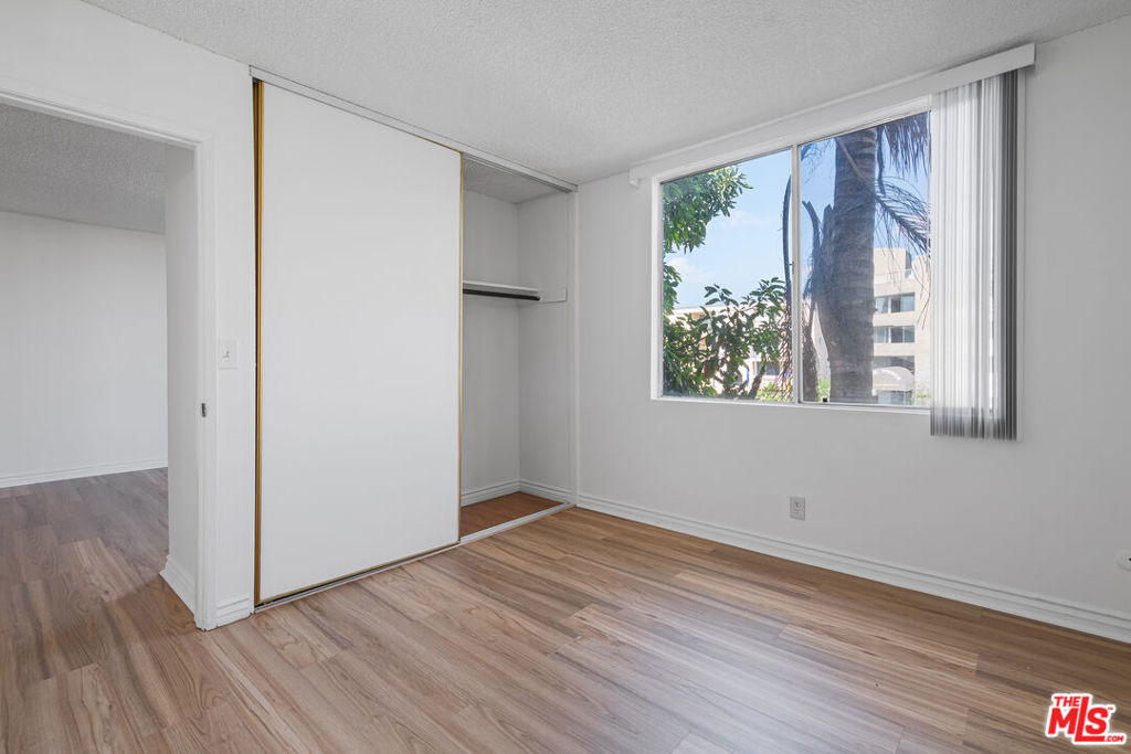 210 S La Fayette Park Place 201 Property Photo 14