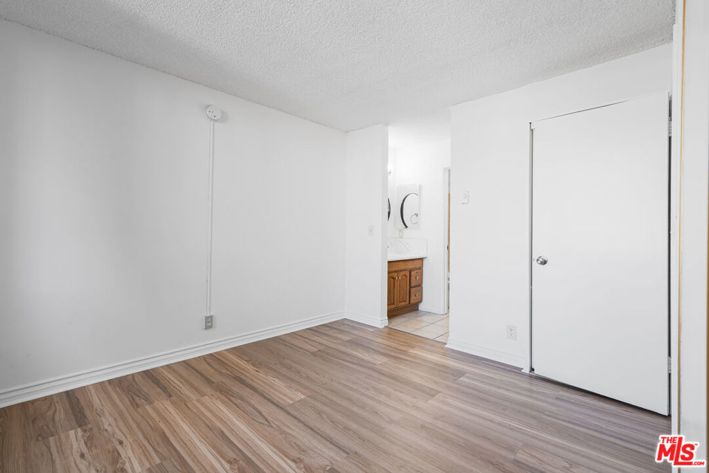 210 S La Fayette Park Place 201 Property Photo 15