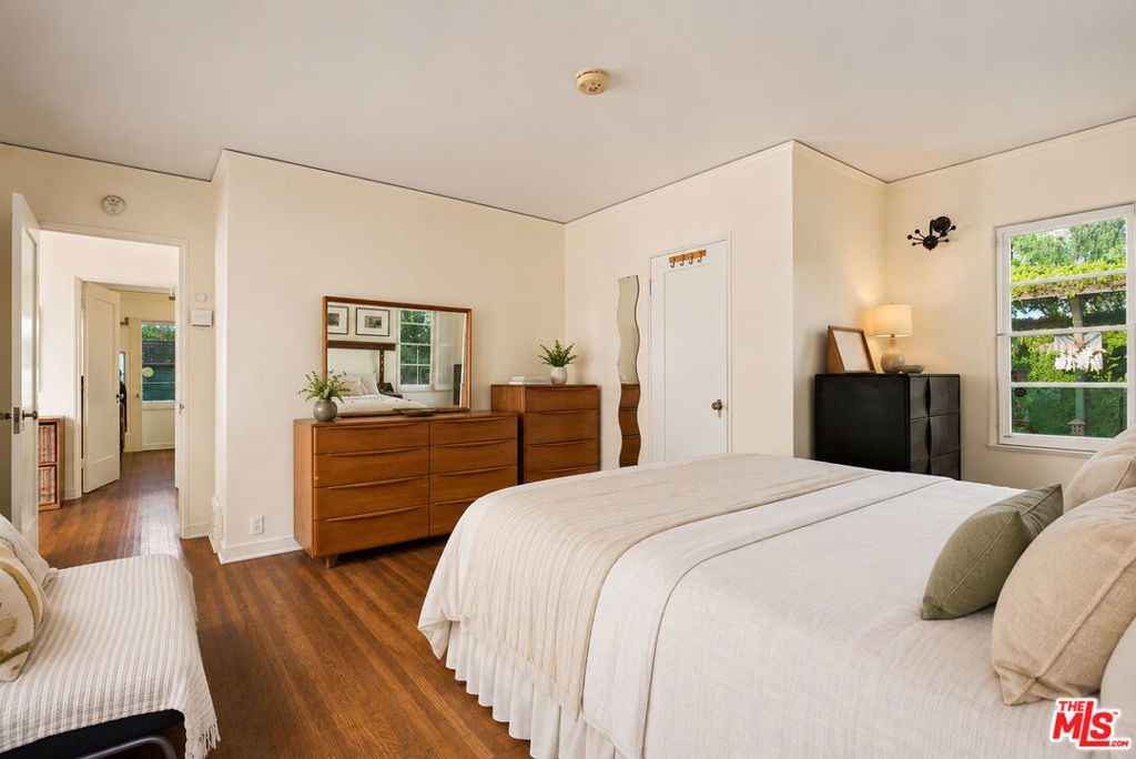 4408 Mariota Avenue Property Photo 28