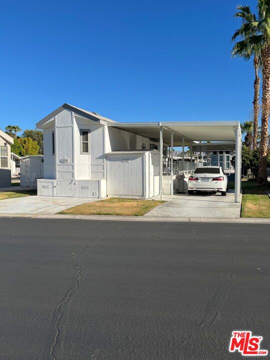 84136 Avenue 44 158 Property Photo 1