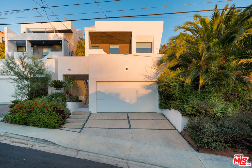 4752 Baltimore Street Property Photo 2