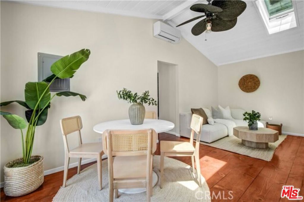 4038 Denny Avenue Property Photo 27