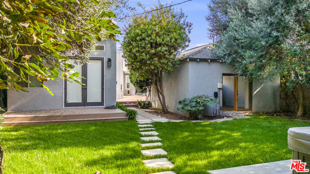 11819 Pacific Avenue Property Photo 33