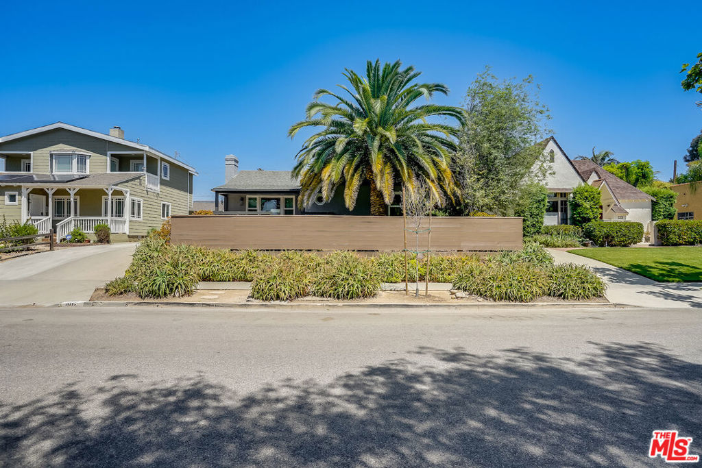 11819 Pacific Avenue Property Photo 38