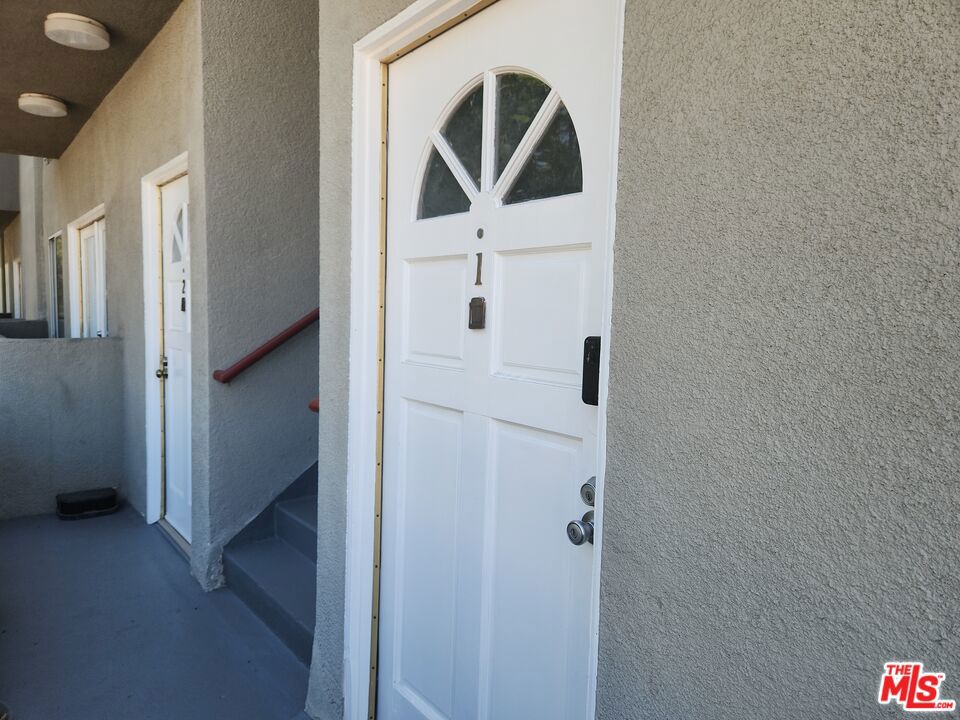 22705 Del Valle Street 2 Property Photo 3