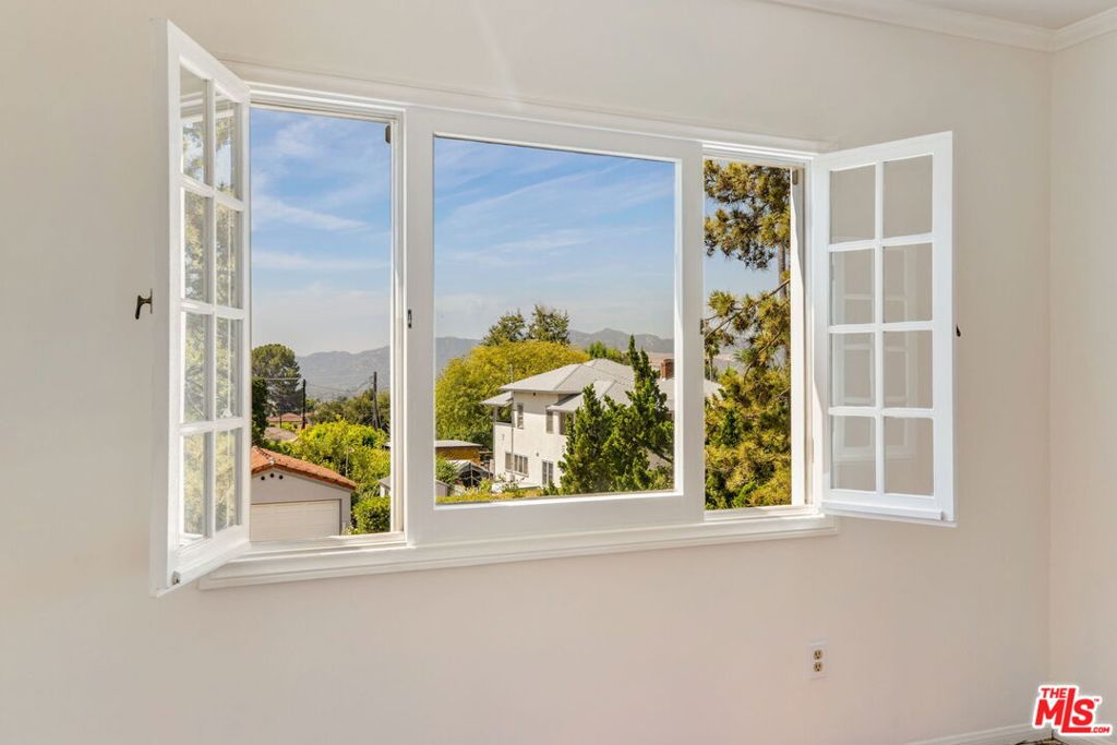 1007 Matilija Road Property Photo 14