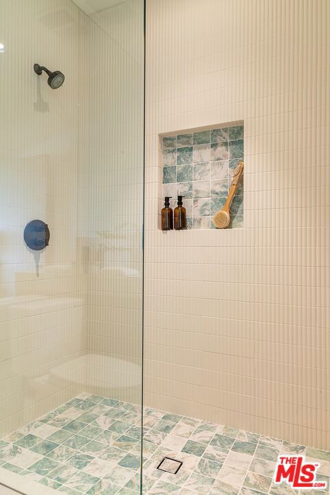 3858 Buena Park Drive Property Photo 19