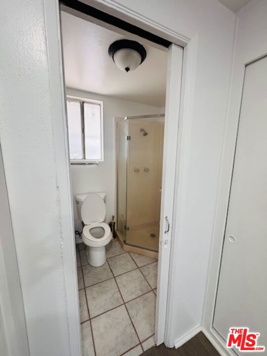 1100 W 48th Street Property Photo 11