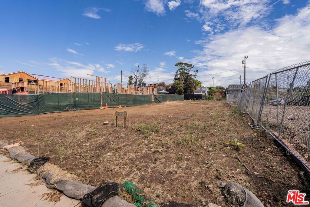 758 Radcliffe Avenue Property Photo 12