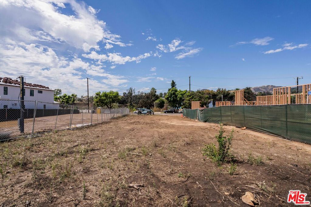 758 Radcliffe Avenue Property Photo 13