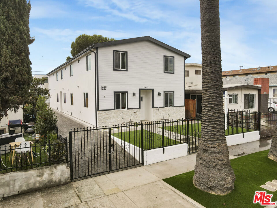 8637 Orchard Avenue Property Photo 4