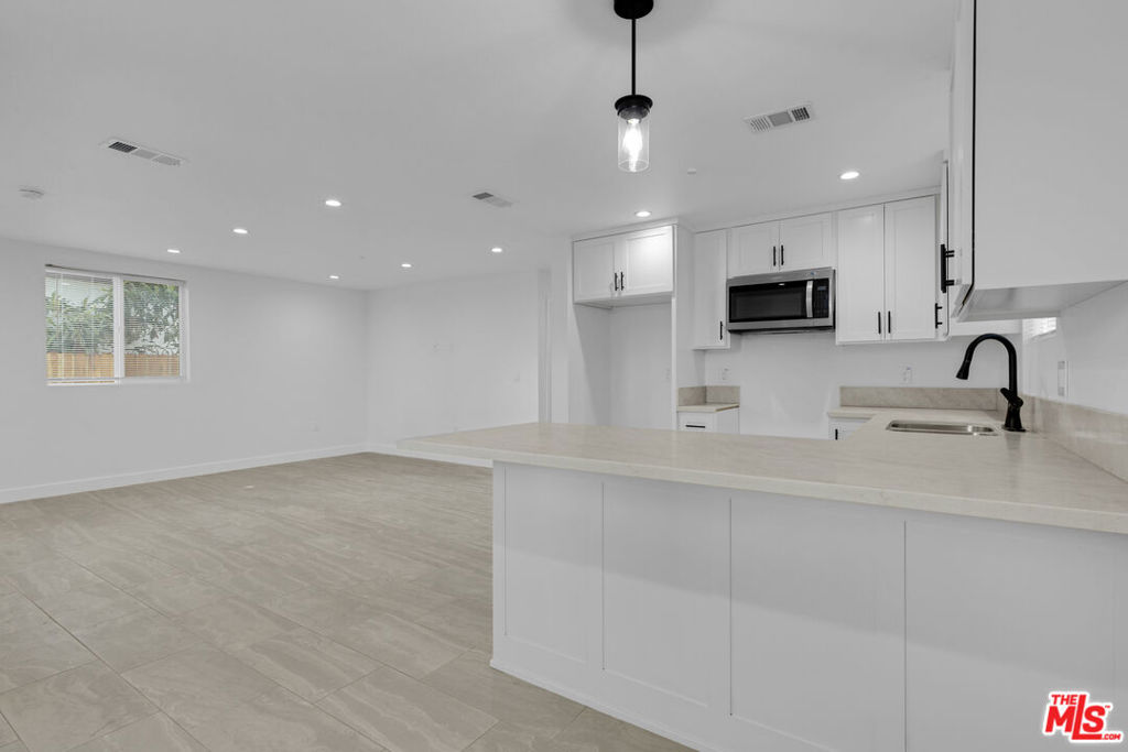 8637 Orchard Avenue Property Photo 10
