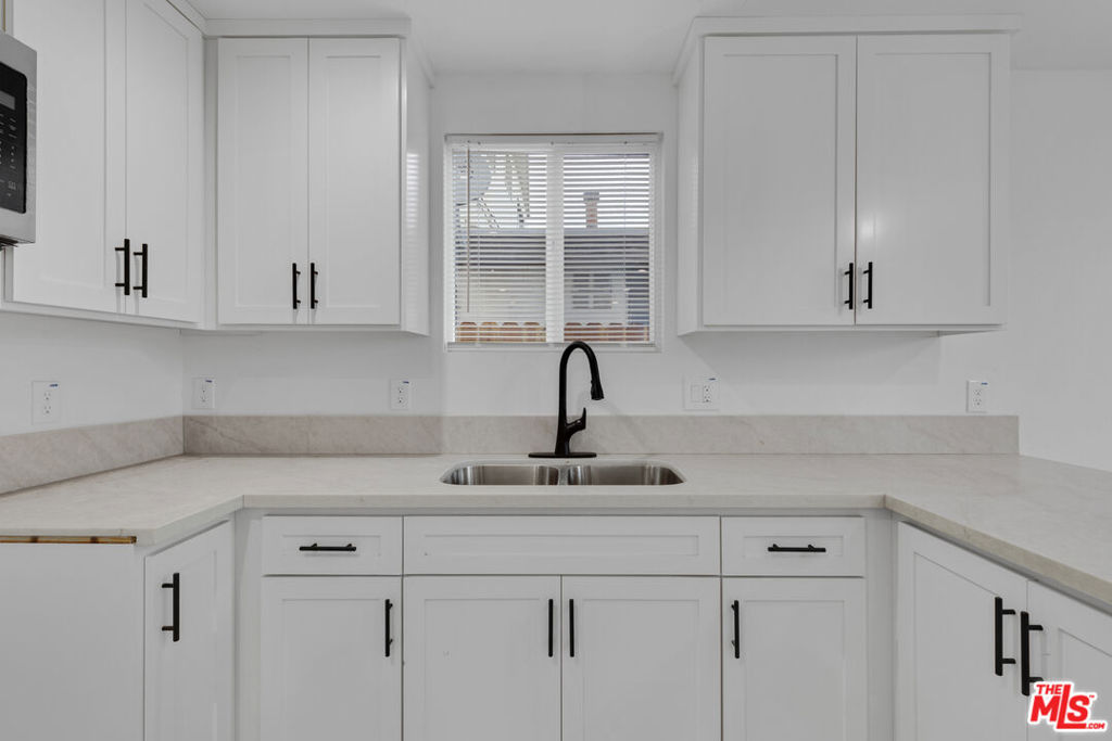 8637 Orchard Avenue Property Photo 11