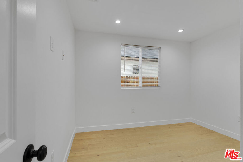 8637 Orchard Avenue Property Photo 13