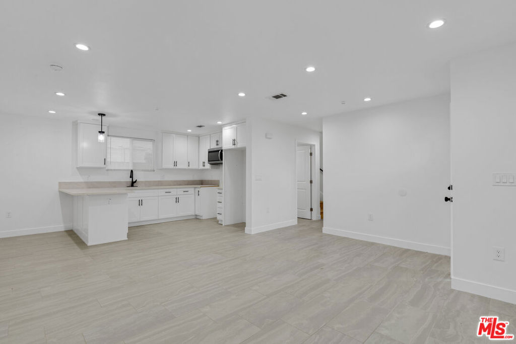 8637 Orchard Avenue Property Photo 23