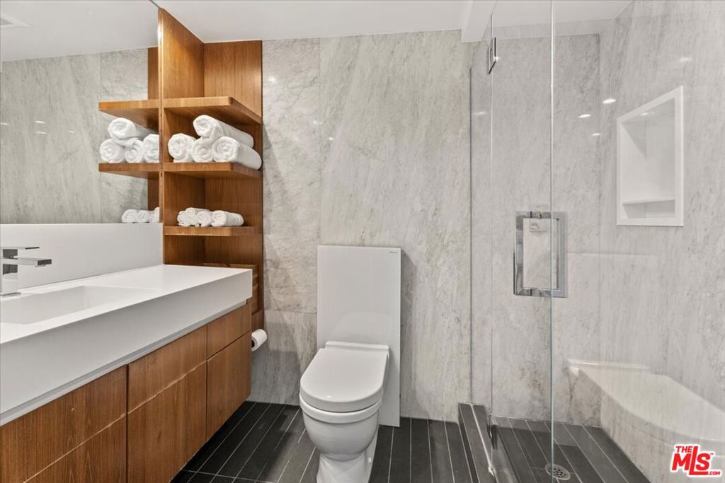 4316 Marina City Drive 327 Property Photo 16