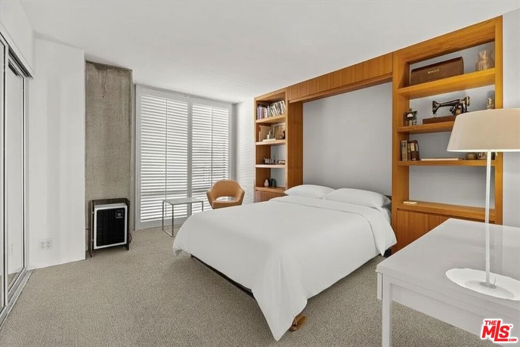 4316 Marina City Drive 327 Property Photo 17