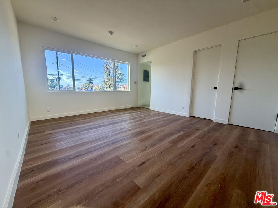16185 W Sunset Blvd 1 Property Photo 3