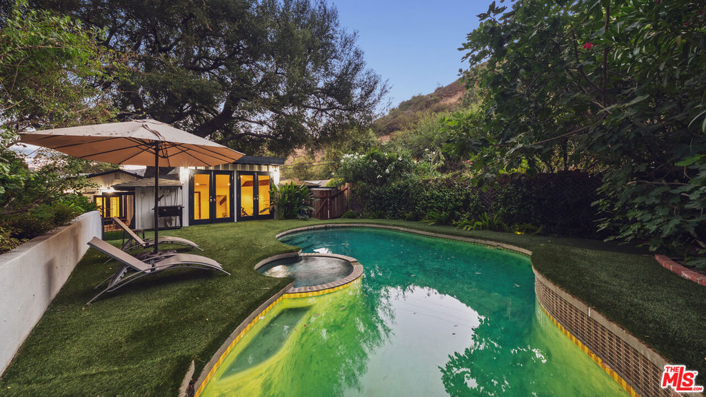 3440 Mandeville Canyon Road Property Photo 1