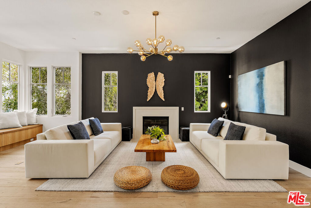 13049 S Icon Circle Property Photo 4
