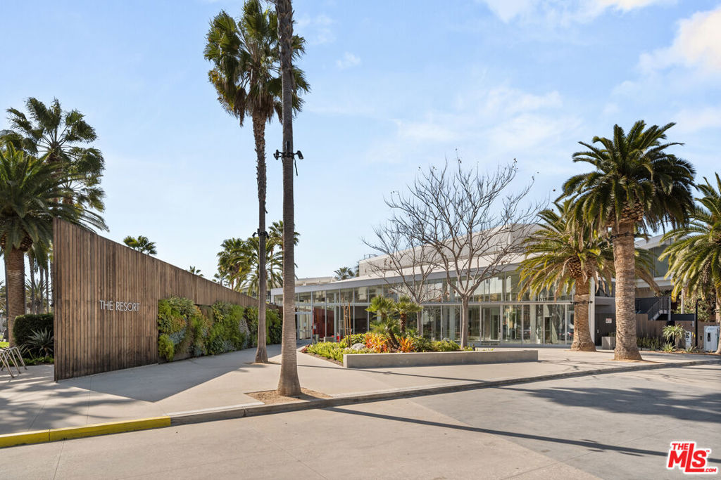 13049 S Icon Circle Property Photo 32
